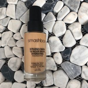 SMASHBOX SKIN 15 HOUR WEAR HYDRATING FOUNDATION